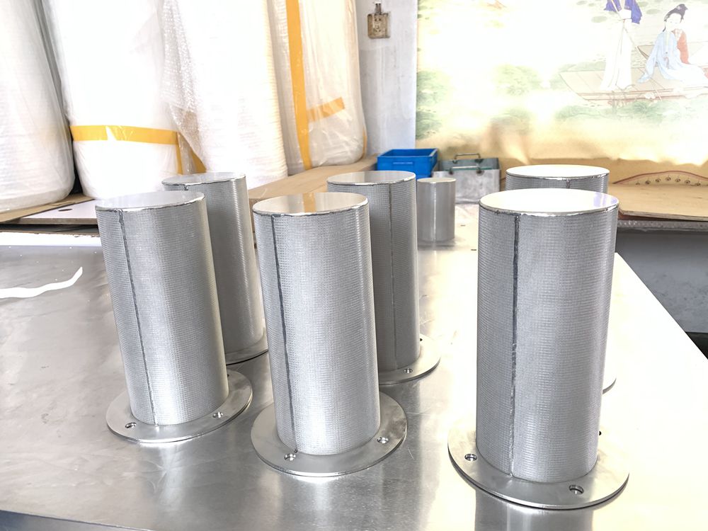 烧结网与金属网有何区别你知路吗？