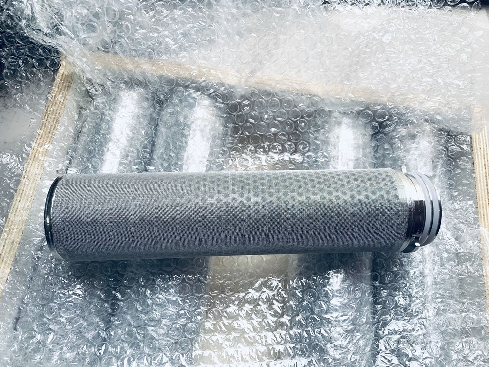 冲孔板复合网的优势你知路几多？